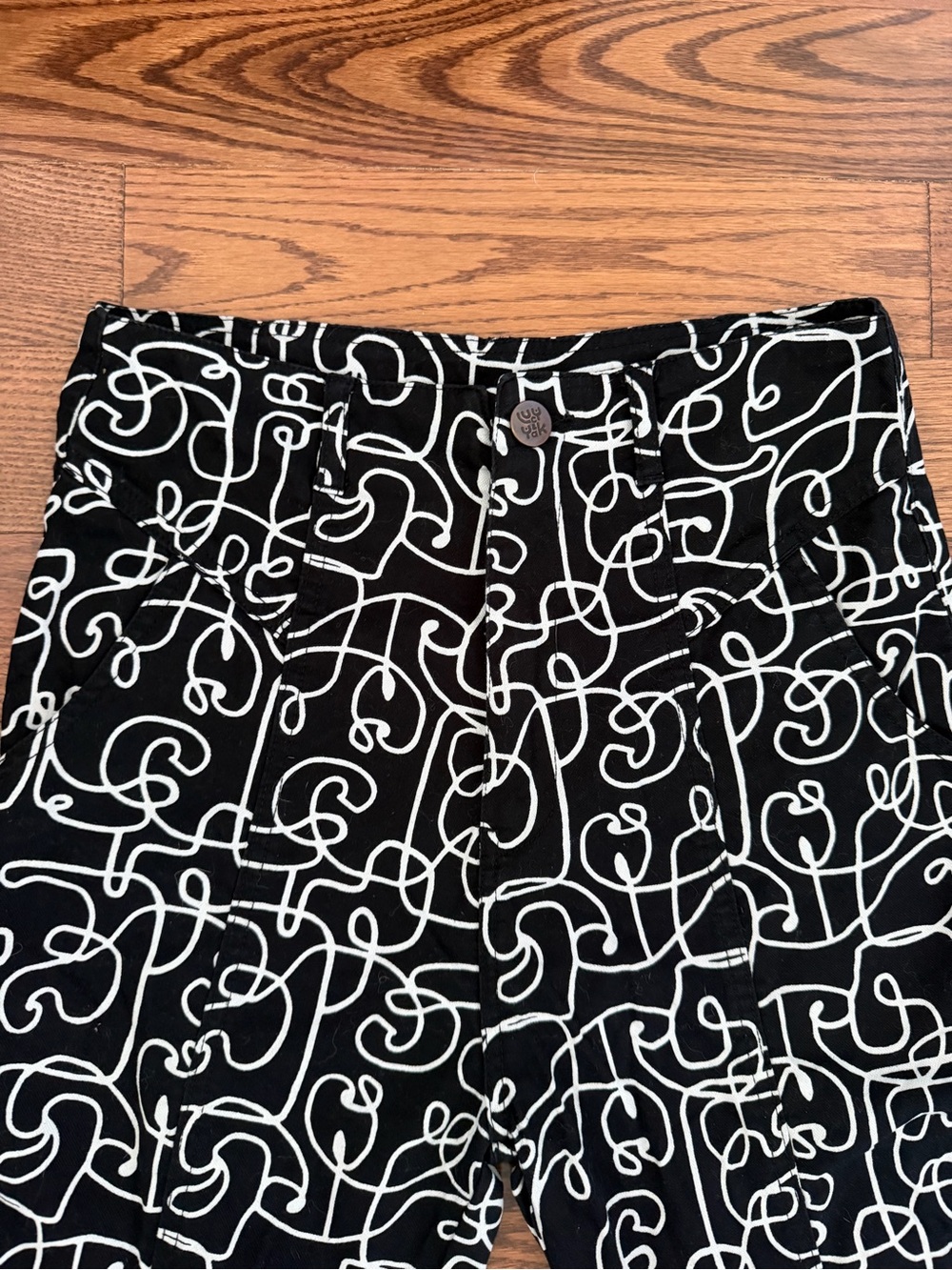 Lucy & Yak Camden Pants – Black & White Squiggle Print | W28/L30 - Picture 4 of 9
